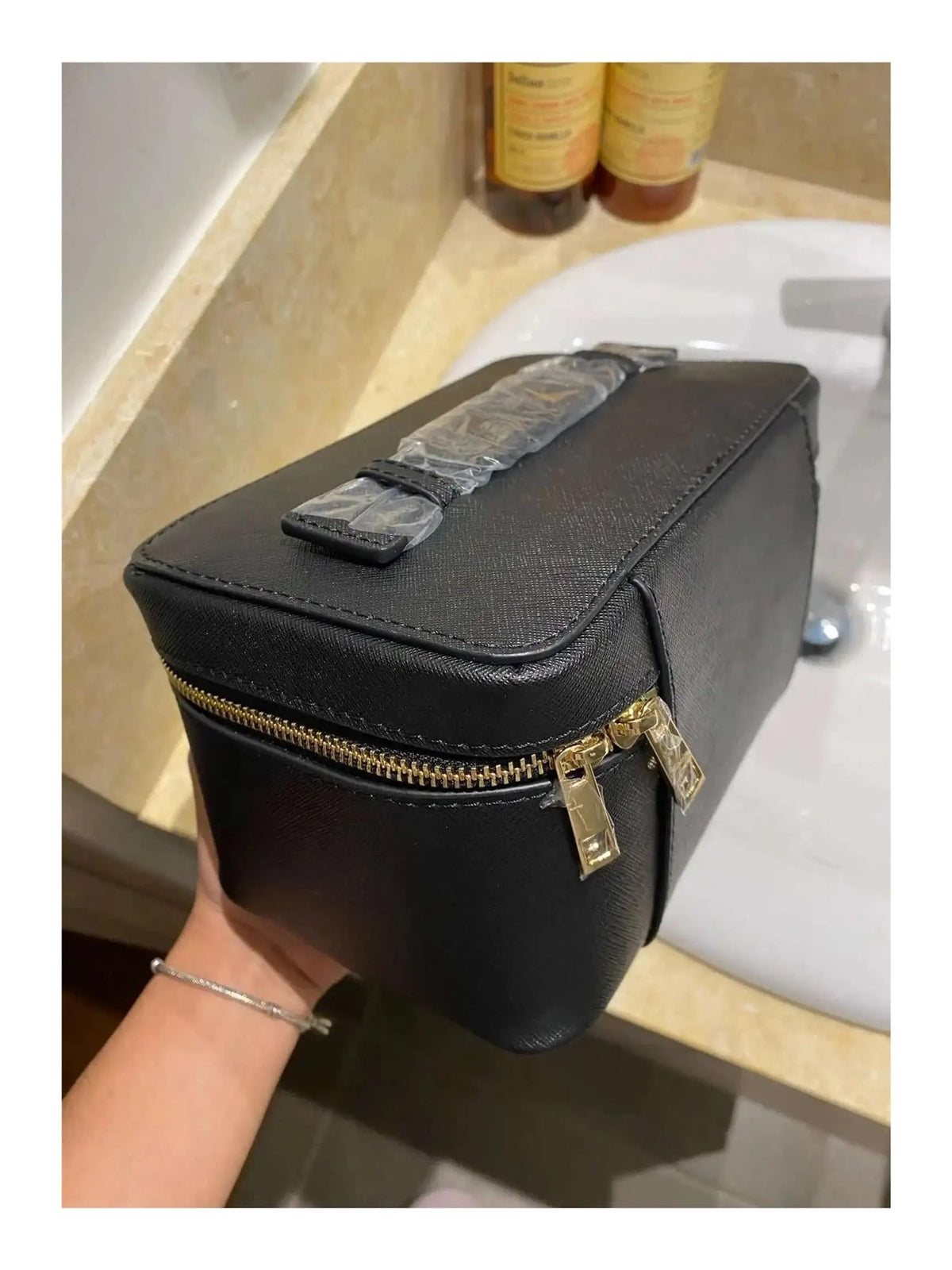 Green Leather Travel Toiletry Makeup Bag B55202