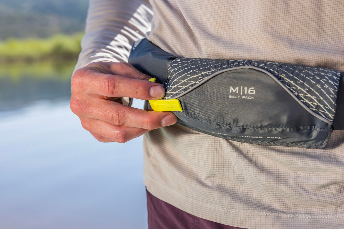 Onyx Manual Inflatable Belt Pack B45745